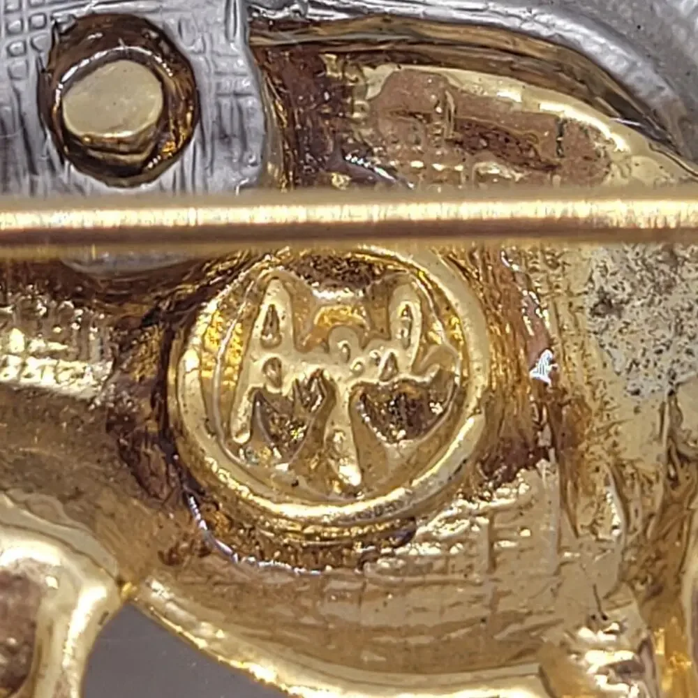 Taurus Bull Brooch Gold‎ Silver Zodiac Pin Angel Vintage Statement